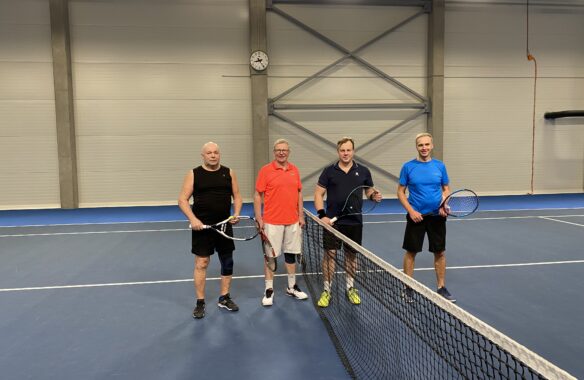 Aprillikuu Nautimus sellel reedel